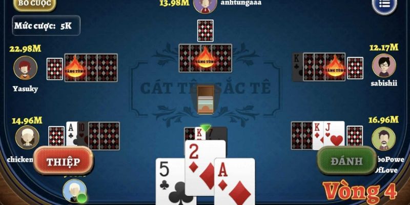 Đánh 4 vòng game bài catte đầu tiên